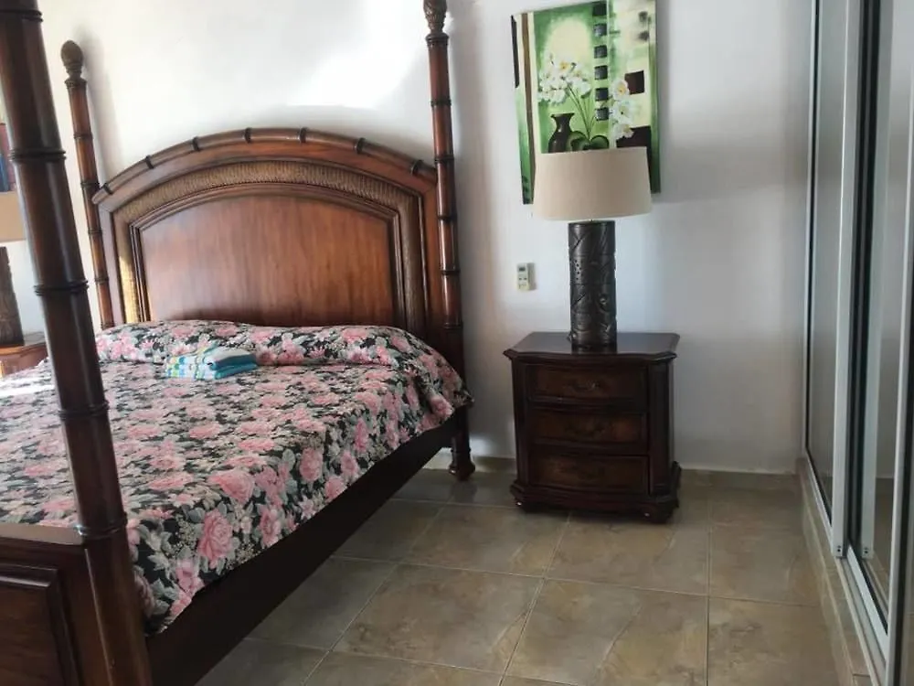 Hotel Colombus Aguada 2*,
